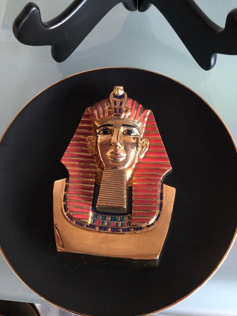 Egyptian Pharaohs 3d plates- decorative plates- collectibles