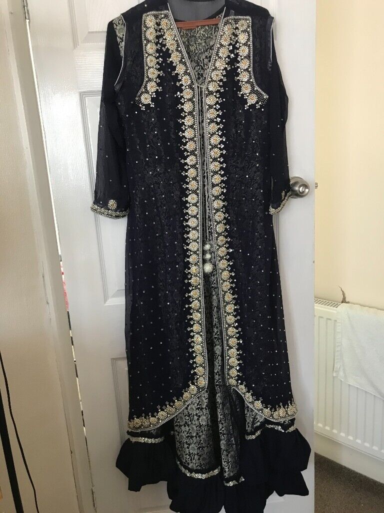 GORGEOUS LATEST WEDDING  NAVY BLUE WORKED CHOREE PAYJAMA SUIT,USED ONCE