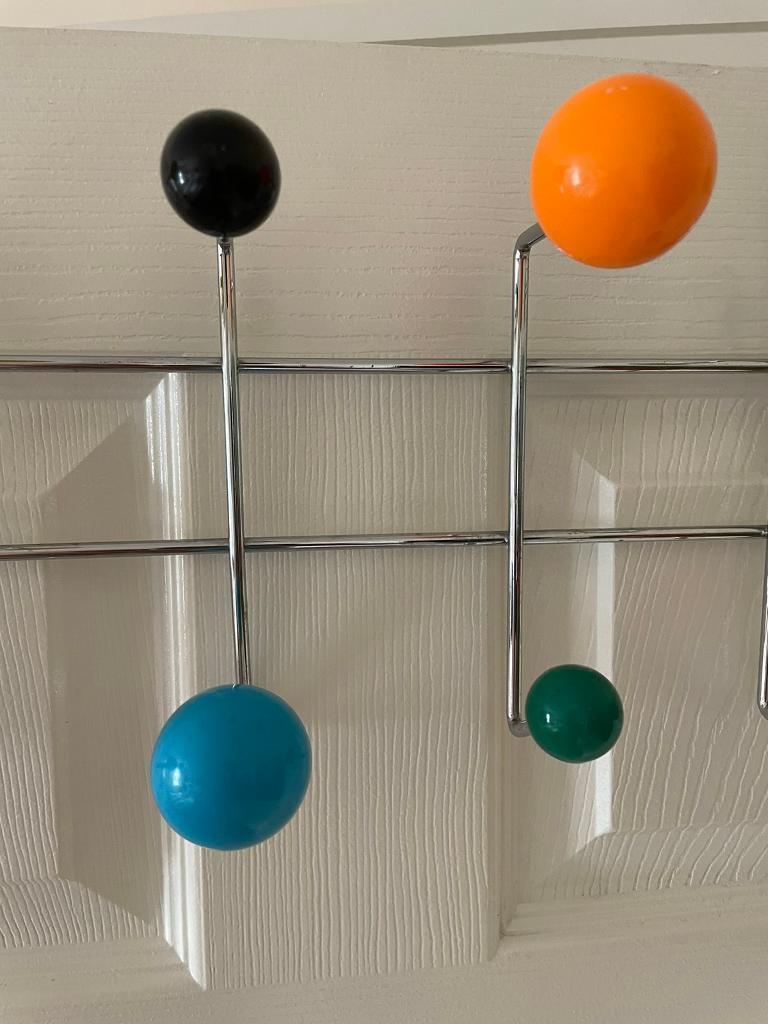 atomic clothes hooks 