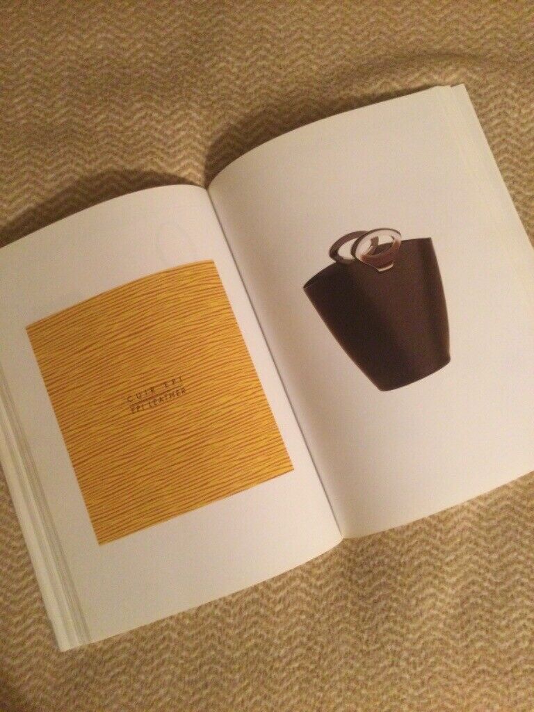 Louis Vuitton Catalogue 2001