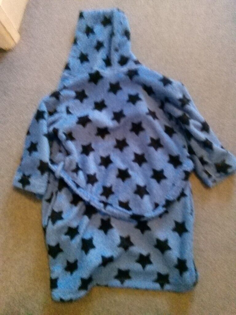 Age 5-6 years M & S Dressing gown 