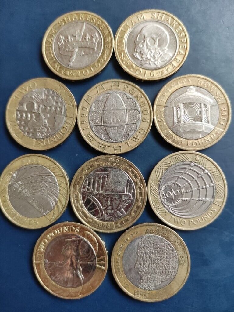 2 pound  10 coins, circulated (set E)