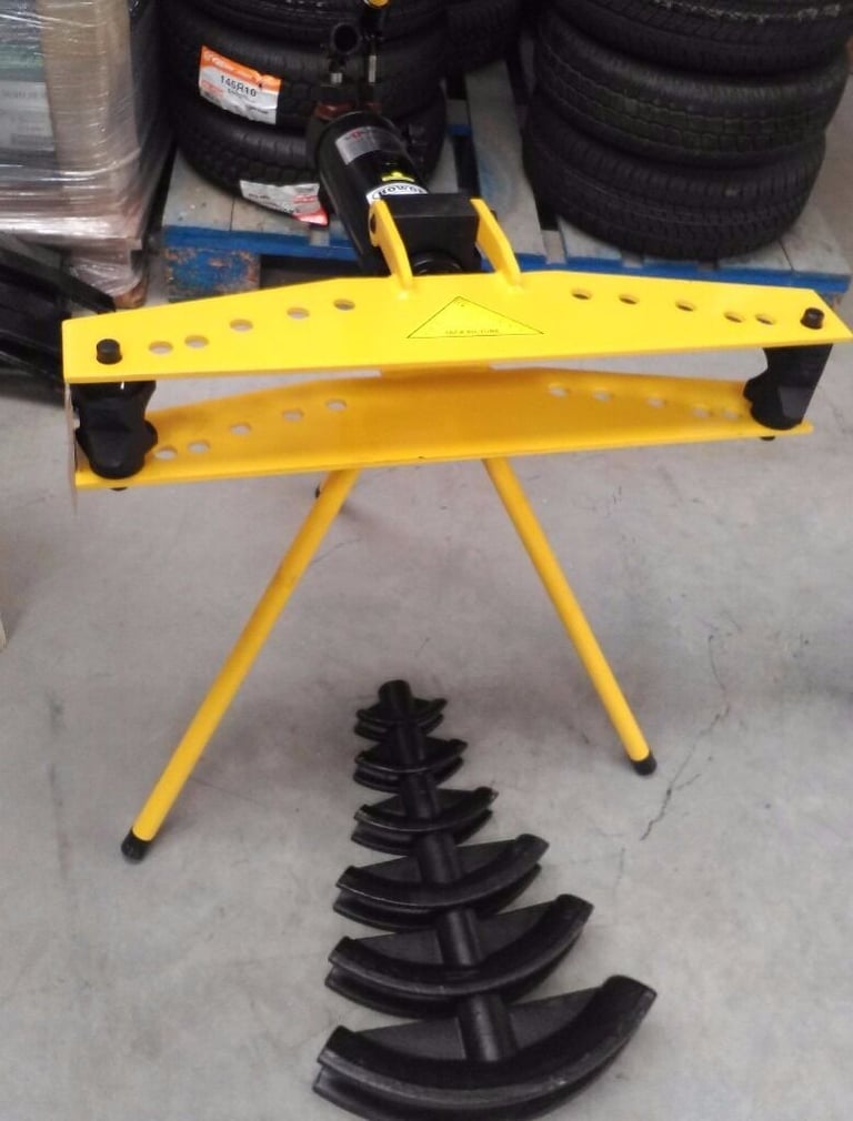 image for Volmac Hydraulic Pipe Bender  On Tri Pod Legs 