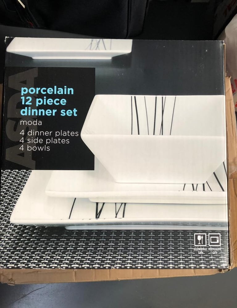 image for New Porcelain Dinner Service 