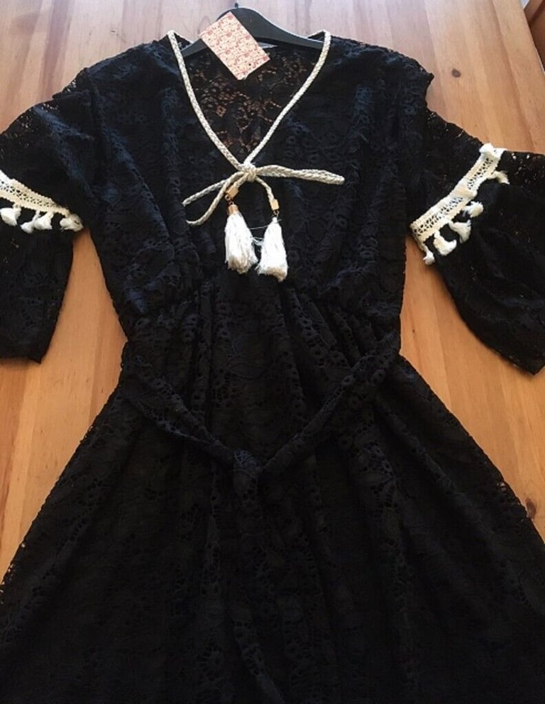 Black Lace Effect Dress Knee Length UK Size 10-12 BRAND NEW ITEM - RETAIL PRICE £44.99