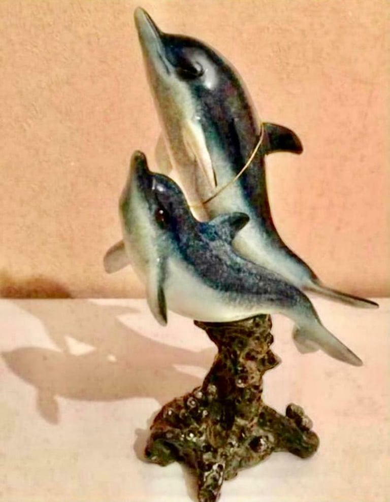 BNIB JULIANA COLLECTION DOLPHINS FIGURINES 