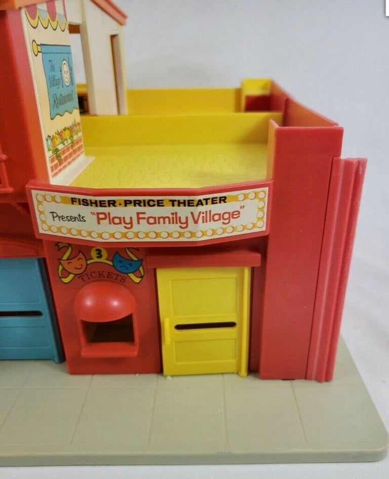 1970’s Fisher Price Vintage Little People VILLAGE Main Street Toy Play Family Set