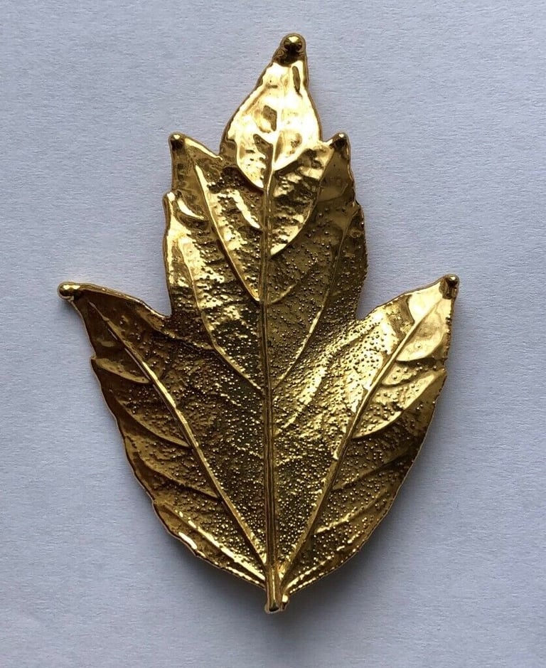 image for Vintage Ladies elegant Gold plated women's leaf brooch with pin