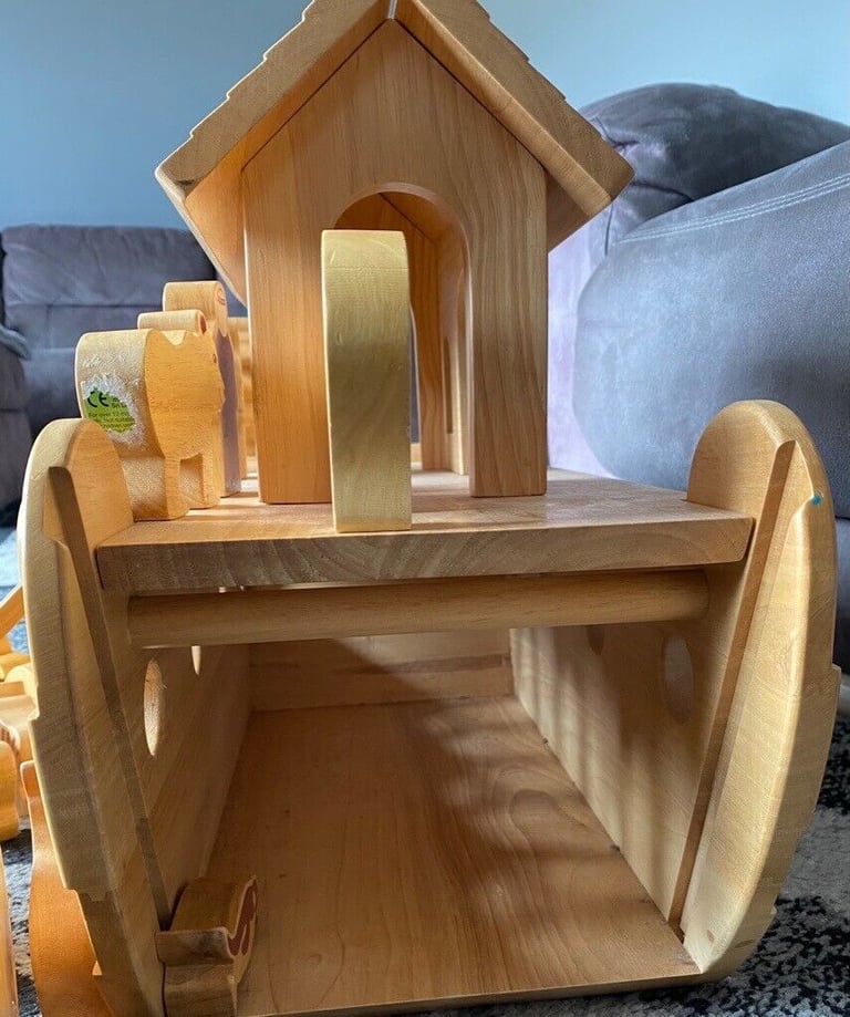 Noah’s Ark , large , solid wood lots of animals etc 