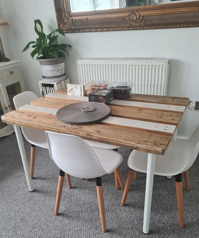 Hand Made Reclaimed Pallet Dining Table 