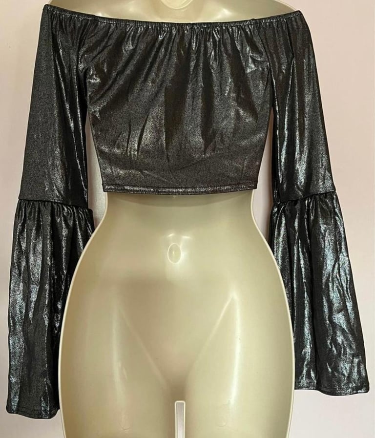 Boohoo Polly Metallic Flare Sleeve Bardot Crop Top Silver Size 10