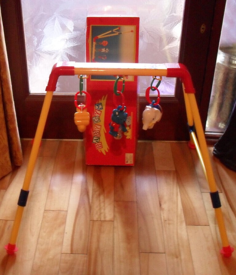 just reduced again - PORTABLE BABY GYM - ACTIVITY CENTRE (RRP £39.99) SUITABLE FROM NEWBORN & UP 