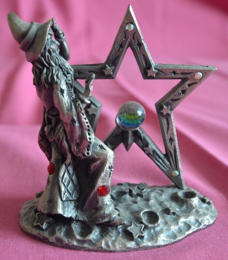 MYTH AND MAGIC STARSTRUCK