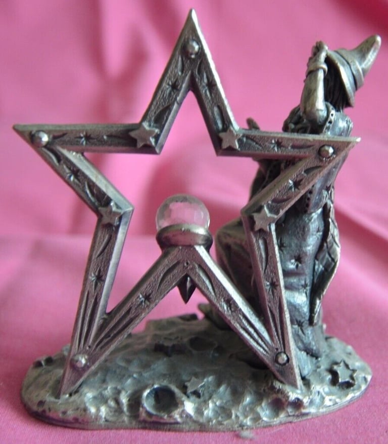 MYTH AND MAGIC STARSTRUCK