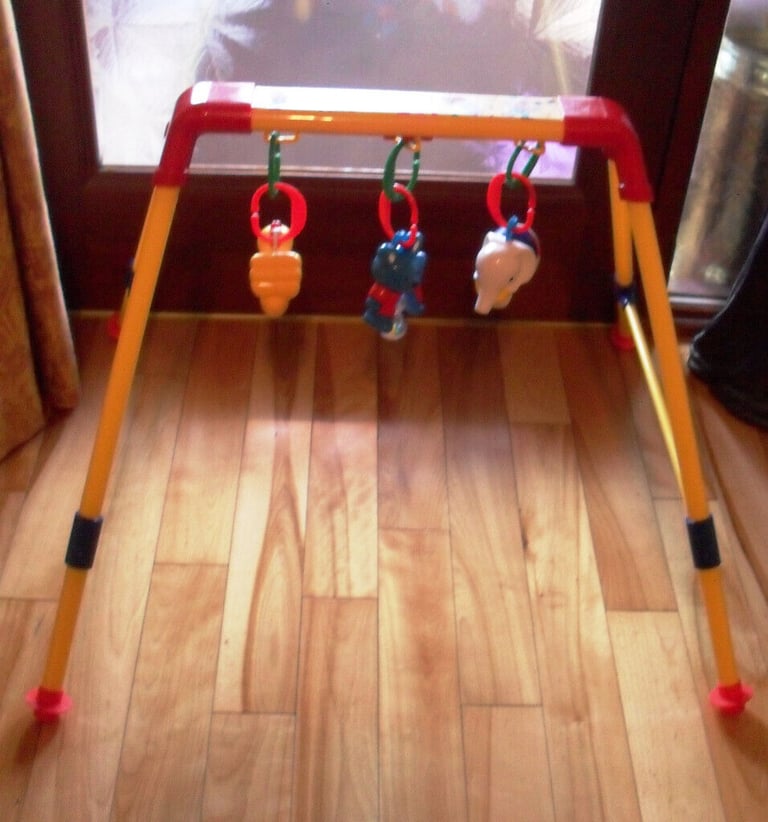 just reduced again - PORTABLE BABY GYM - ACTIVITY CENTRE (RRP £39.99) SUITABLE FROM NEWBORN & UP 