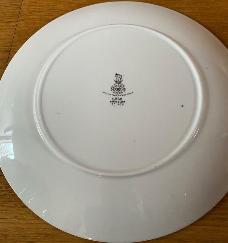 Royal Doulton Clovelly North Devon T.c.1028 Plate
