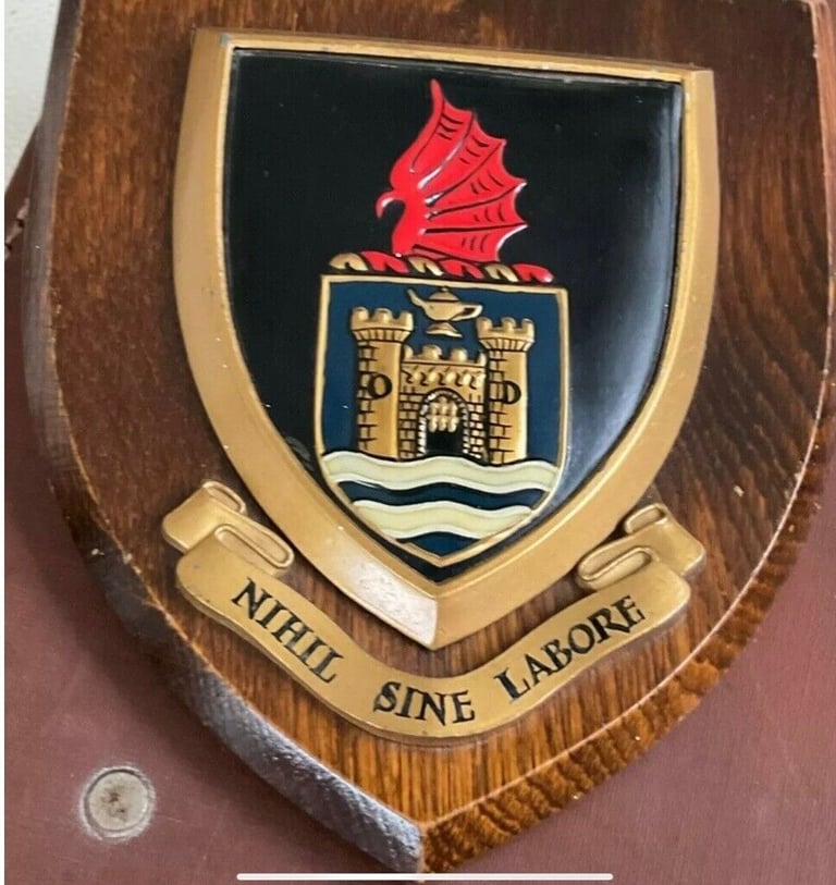 heraldic shield Plaques Royal Signals & Dynover Swansea Coat Of Arms