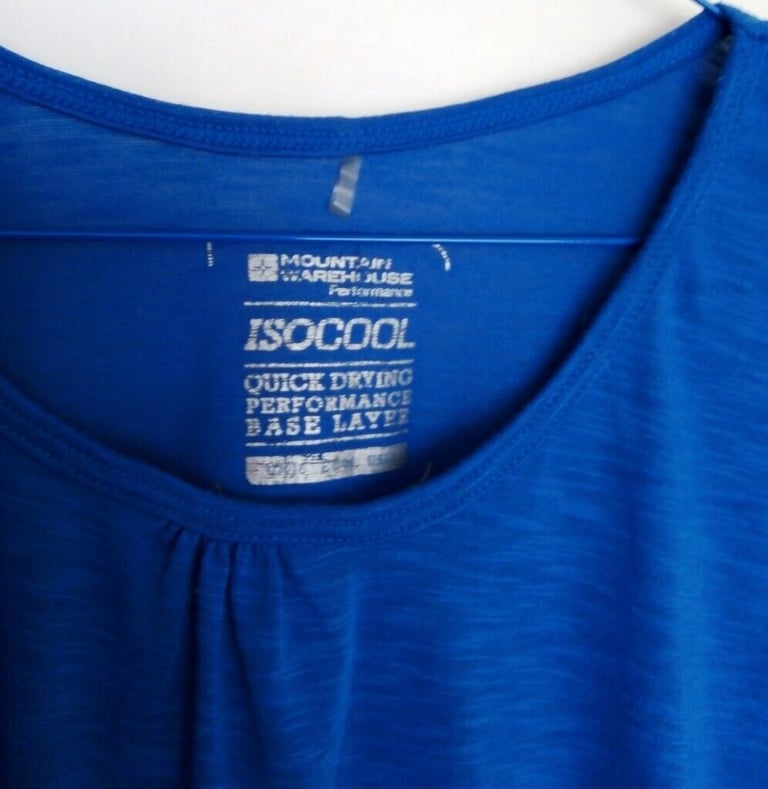 2 x Ladies UV protection tops - size 16 and 18 