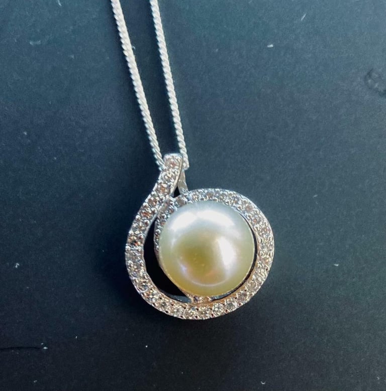 image for Sterling silver crystal and fresh water pearl pendant necklace 