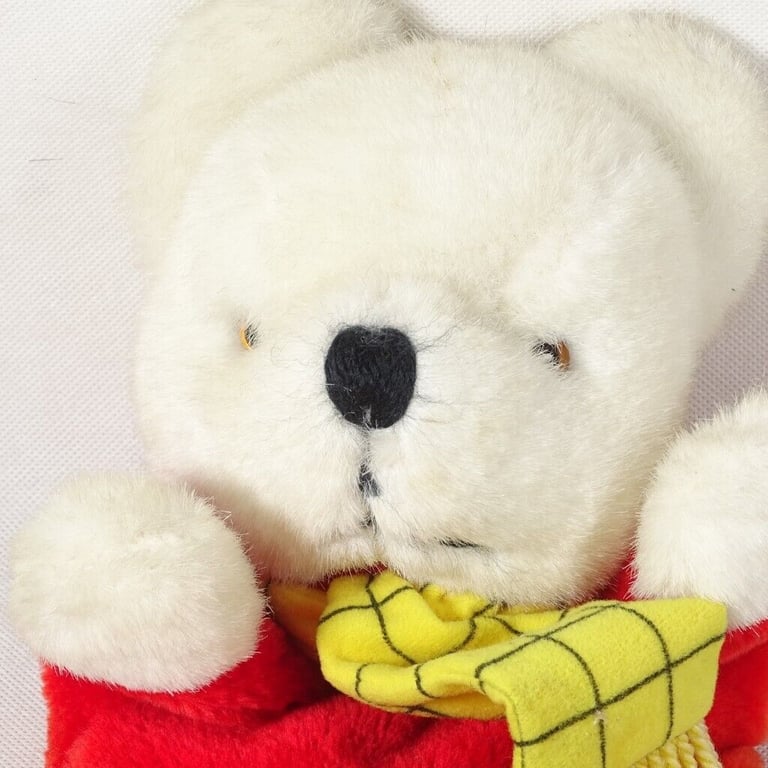  Rupert The Bear Annuals x 5 (1996-1999 +2001). + Rupert hand Puppet #2