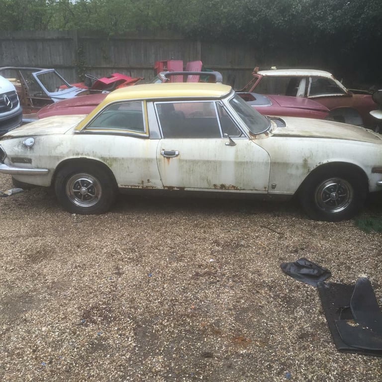 Triumph stag breaking and wanted also parts 