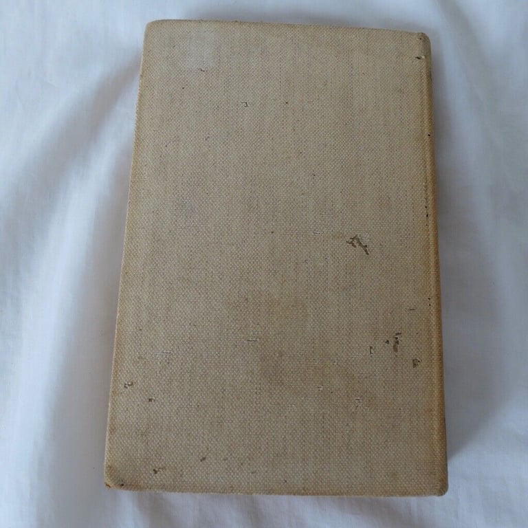 RARE Collectable: WITH LAWRENCE IN ARABIA. By LOWELL THOMAS. Published by Hutchinson.