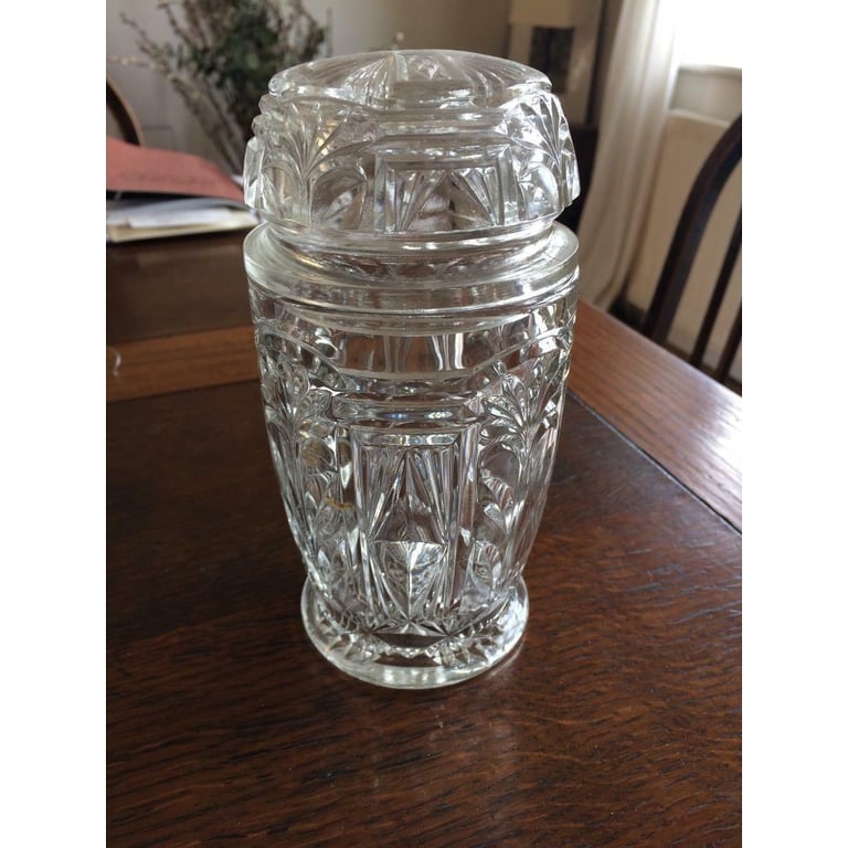 image for   2 decorative clear glass preserve jars with lids