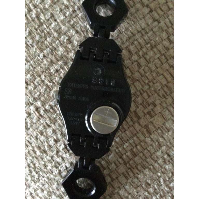 Ladies Swiss Swatch watch, requires new battery and strap repairs.