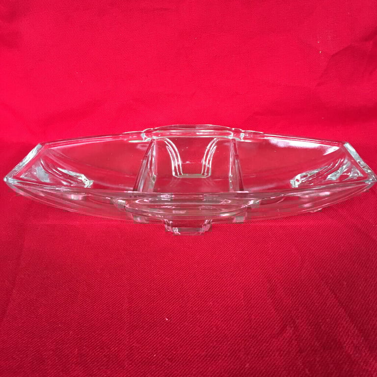 	Vintage? Heavy, clear glass divided nibbles/snacks dish - 3 sections. £4 ovno. Can post