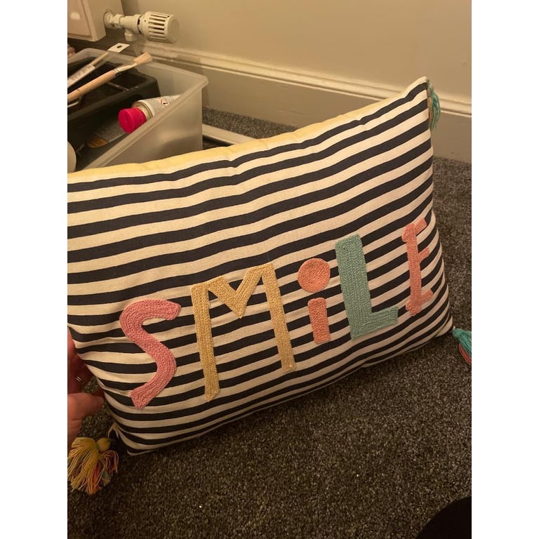Cushion smile