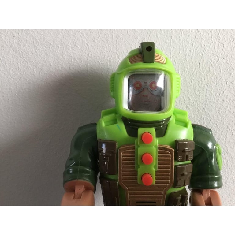 image for Action figure Command-lizard. 