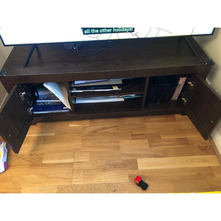 Second hand tv unit