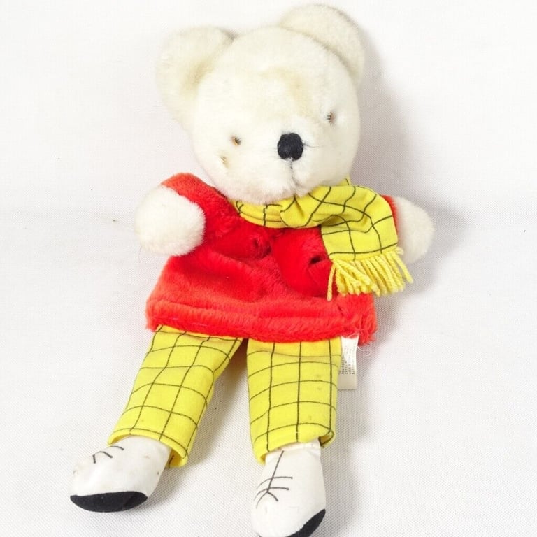 Rupert The Bear Annuals x 5 (1996-1999 +2001). + Rupert hand Puppet #1