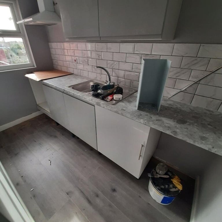 '**HANWELL W7** COSY DOUBLE STUDIO 15 MINUTES PADDINGTON AND HEATHROW 