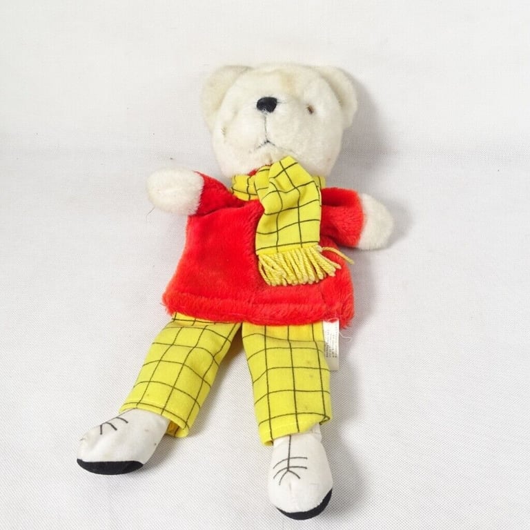 Rupert The Bear Annuals x 5 (1996-1999 +2001). + Rupert hand Puppet #1
