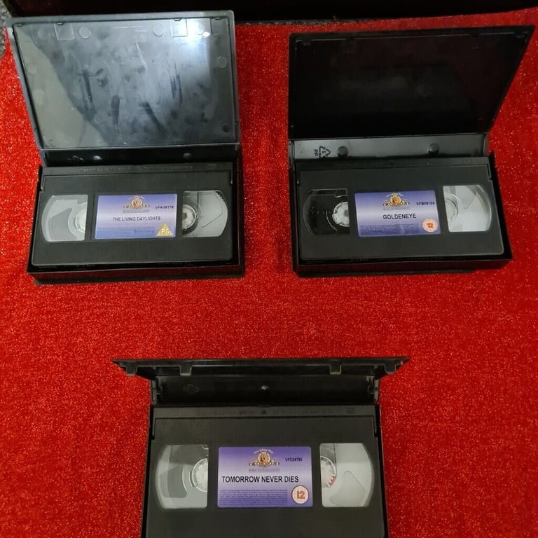 James Bond Movies x 6 on VHS Tape