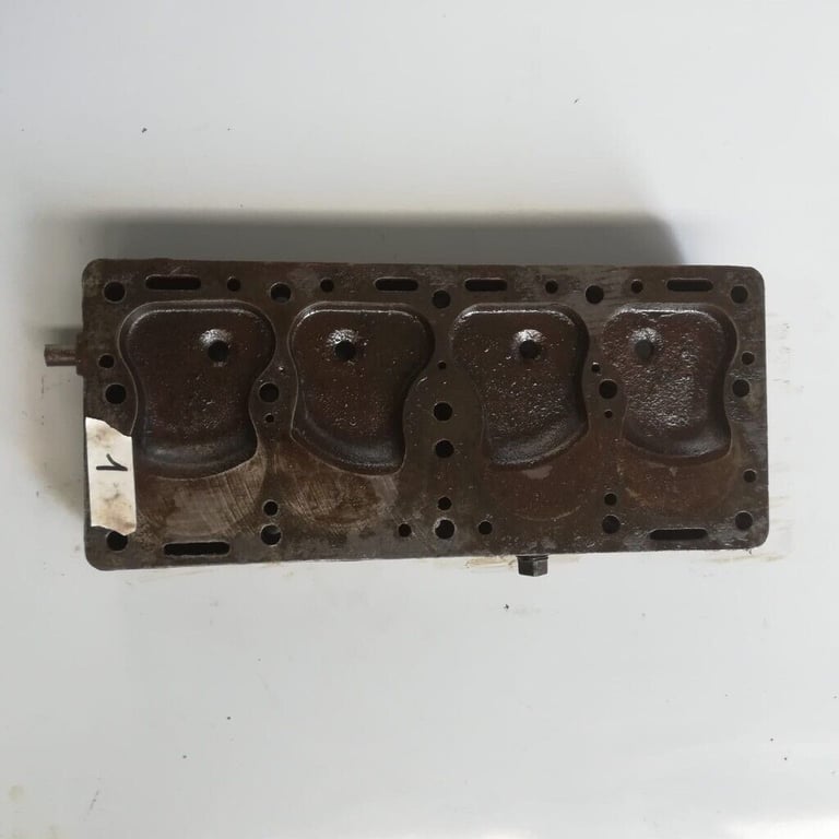 Cylinder head for Jeep Willys