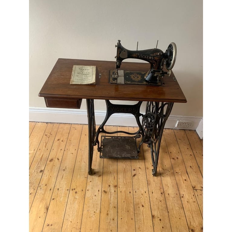 image for Vintage Vickers  Model De Luxe vibrating treadle sewing machine 
