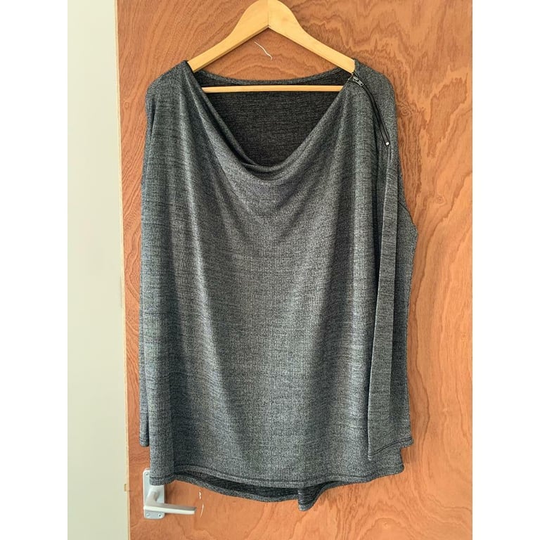 Ladies F&F top, size 16