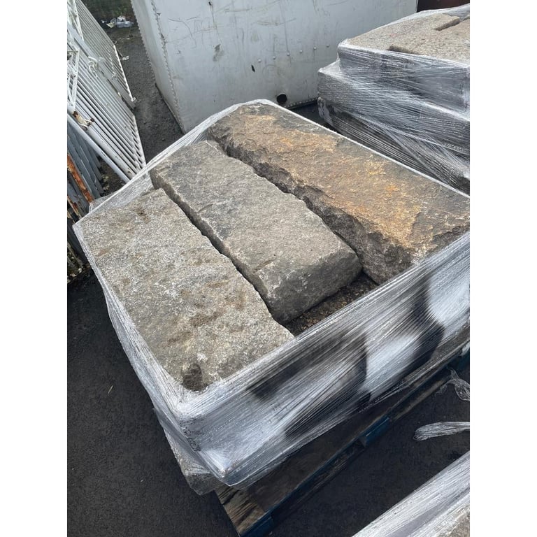 Reclaimed Granite Kerbs 