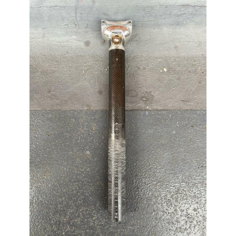 Carbon seatpost 