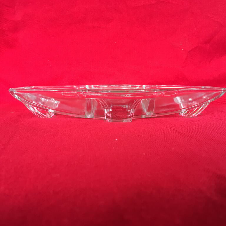 	Vintage? Heavy, clear glass divided nibbles/snacks dish - 3 sections. £4 ovno. Can post