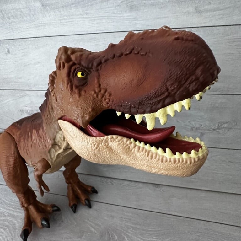 Jurassic World Super Colossal T-Rex XL Animated Toy