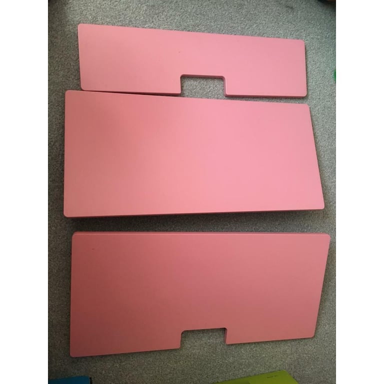 Wardrobe parts pink