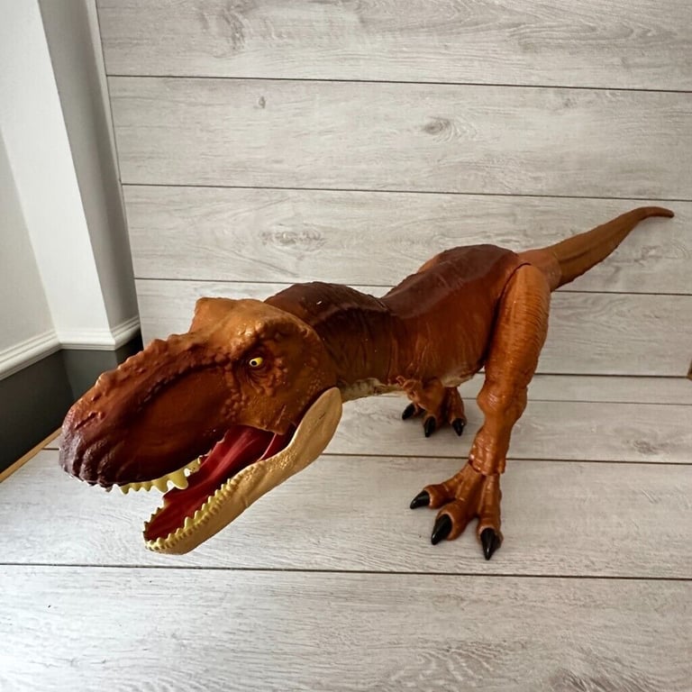 Jurassic World Super Colossal T-Rex XL Animated Toy
