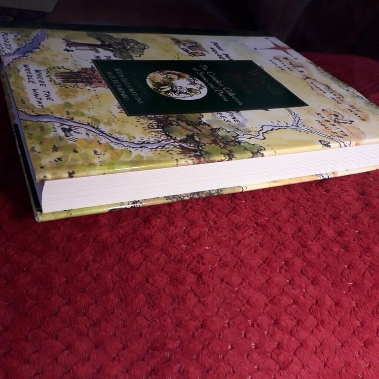 WINNIE THE POOH,COMPLETE COLLECTION OF STORIES AND POEMS,HARDBACK.
