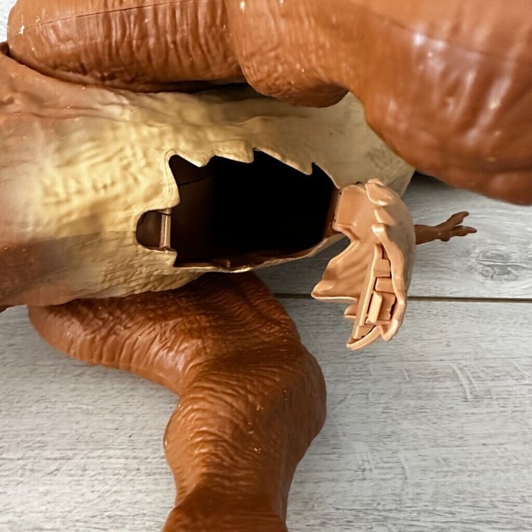 Jurassic World Super Colossal T-Rex XL Animated Toy