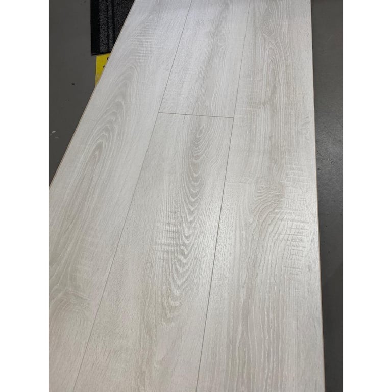 Brand new white oak laminate flooring in Southside, Glasgow Gumtree