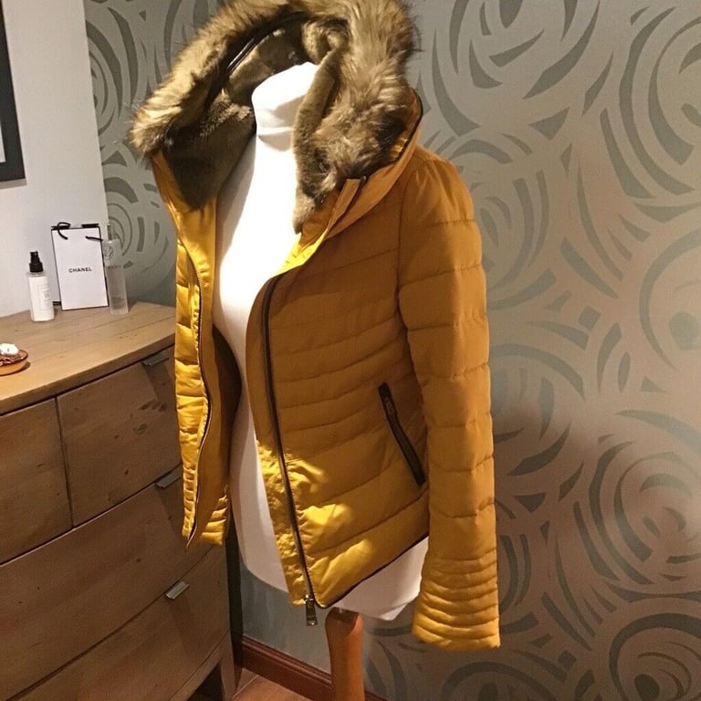 ZARA BASIC LADIES MUSTARD JACKET WITH DETACHABLE HOOD - SIZE S