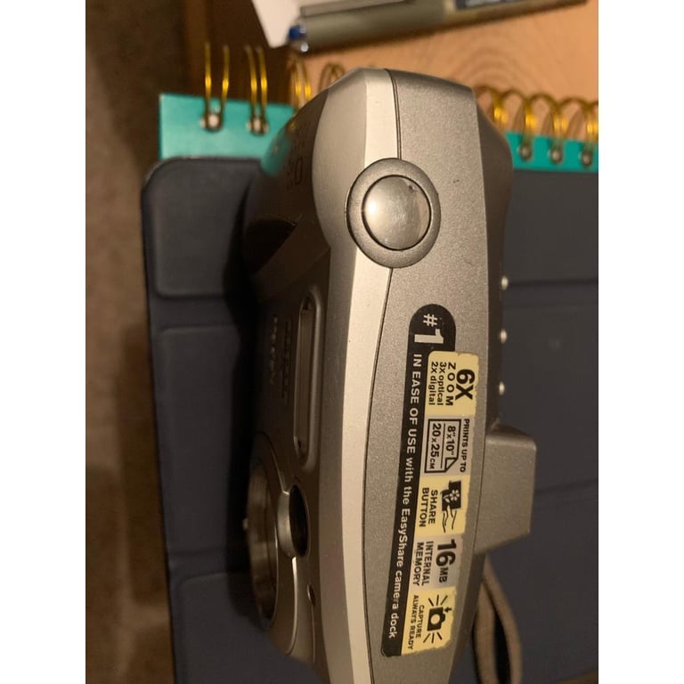 Kodak easy share camera CX4230 for spares and repair
